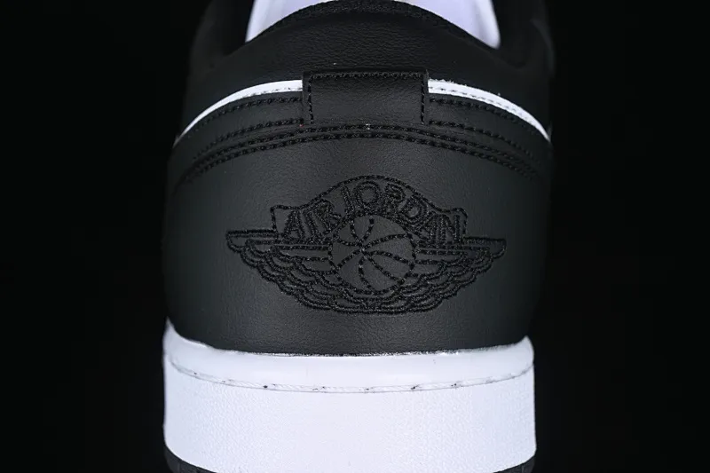 All categories Air Jordan Jordan series basketball shoes Air Jordan 1 Low Air Jordan 1 Low AJ1 Joe 1 black and white panda low-top cultural basketball shoes 553558-131